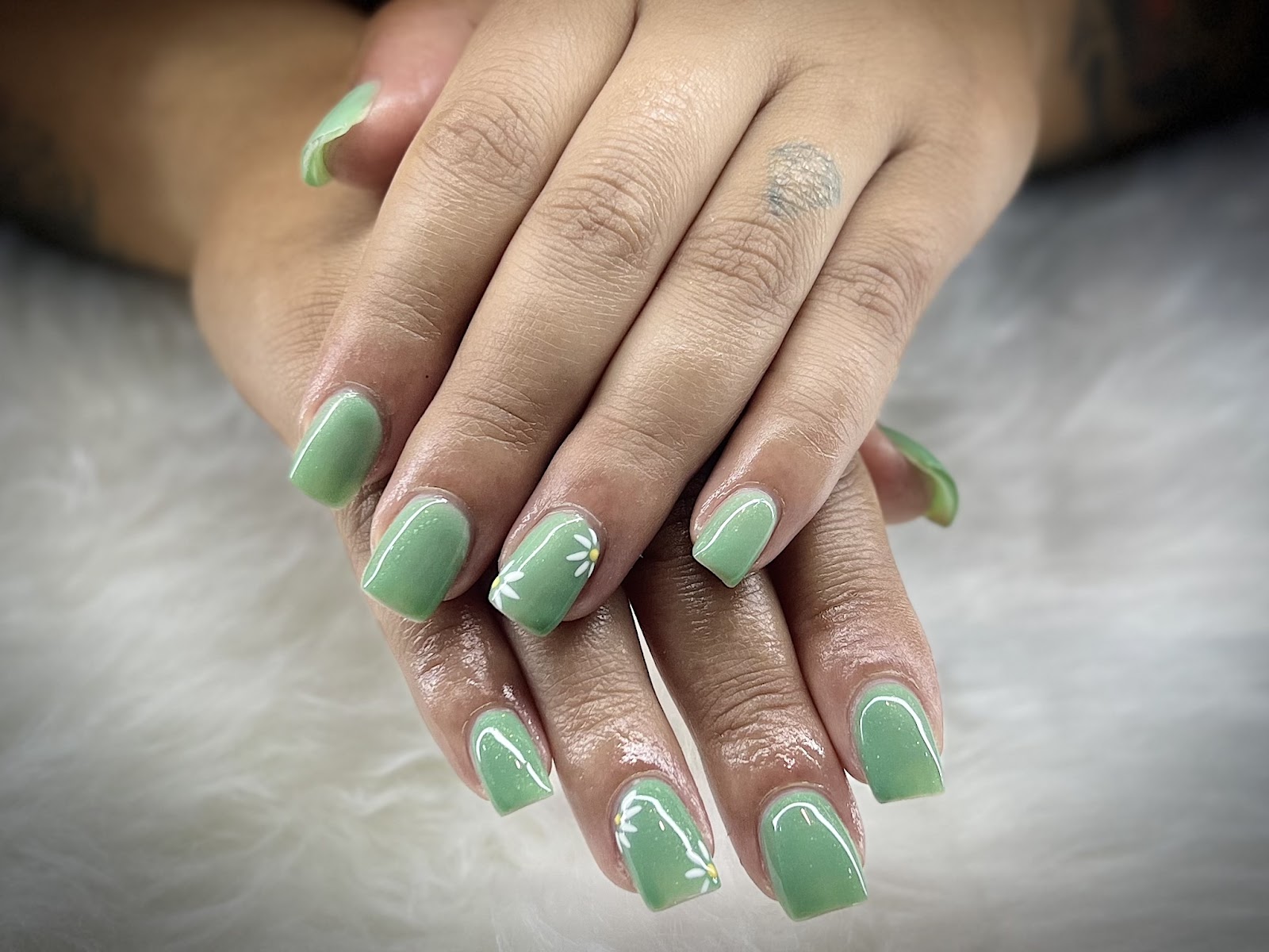 Nail Haven 81 nail photo 3